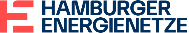 Hamburger Energienetze Logo Logo mit einem rot-weißen geometrischen Muster auf der linken Seite und dem Schriftzug "HAMBURGER ENERGIENETZE" in fetten, dunkelblauen Buchstaben auf der rechten Seite.