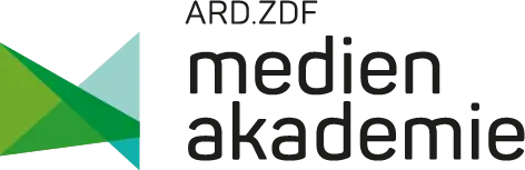 ARZ, ZDF Medienakademie Logo Logo mit einer geometrischen Dreiecksform in Grün und Blau auf der linken Seite und dem Schriftzug "dia median académic" in schwarzer, stilisierter Schrift auf der rechten Seite.